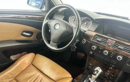 BMW 5 серия, 2008 год, 1 400 000 рублей, 14 фотография