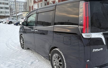 Toyota Esquire I, 2018 год, 2 280 000 рублей, 9 фотография