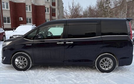 Toyota Esquire I, 2018 год, 2 280 000 рублей, 20 фотография