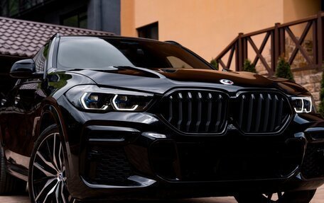 BMW X6, 2022 год, 10 000 000 рублей, 2 фотография