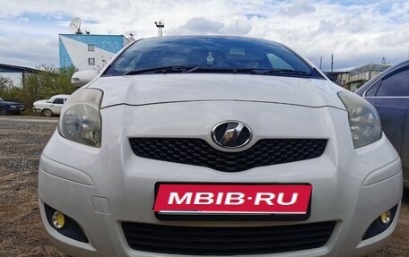 Toyota Vitz, 2009 год, 500 000 рублей, 1 фотография