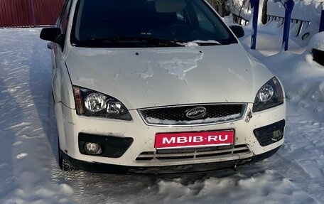 Ford Focus II рестайлинг, 2005 год, 280 000 рублей, 1 фотография