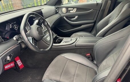 Mercedes-Benz E-Класс, 2021 год, 4 100 000 рублей, 1 фотография