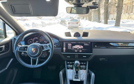 Porsche Cayenne III, 2020 год, 10 900 000 рублей, 7 фотография