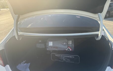 Hyundai Avante, 2018 год, 1 350 000 рублей, 13 фотография