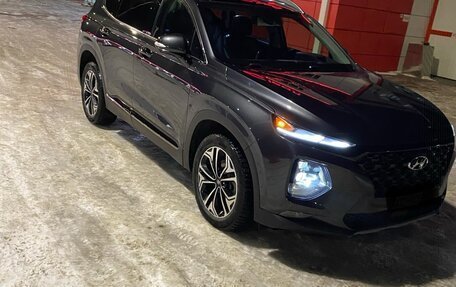 Hyundai Santa Fe IV, 2019 год, 3 050 000 рублей, 2 фотография