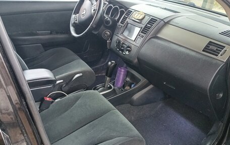 Nissan Tiida, 2010 год, 750 000 рублей, 8 фотография