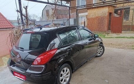 Nissan Tiida, 2010 год, 750 000 рублей, 3 фотография
