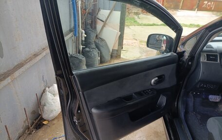 Nissan Tiida, 2010 год, 750 000 рублей, 12 фотография