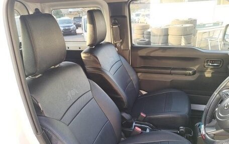 Suzuki Jimny, 2022 год, 1 550 000 рублей, 13 фотография