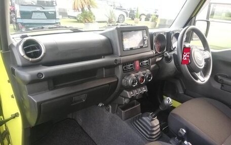 Suzuki Jimny, 2018 год, 1 890 000 рублей, 22 фотография