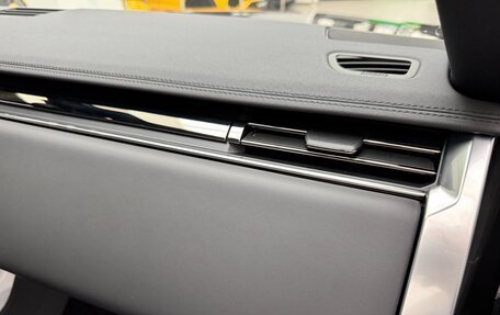 Land Rover Range Rover IV рестайлинг, 2025 год, 23 690 000 рублей, 30 фотография