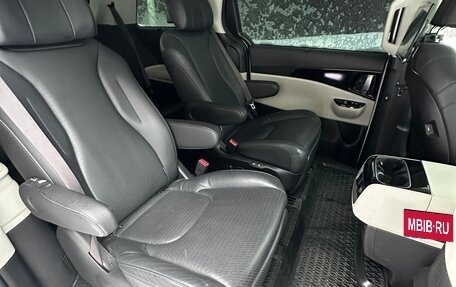 KIA Carnival, 2022 год, 4 250 000 рублей, 9 фотография