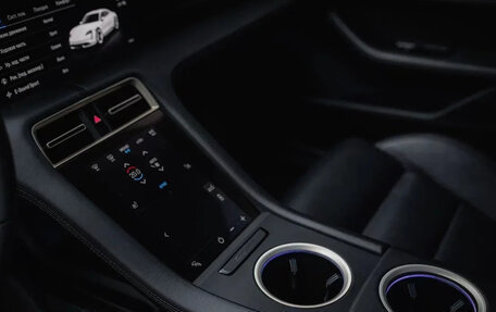 Porsche Taycan I, 2020 год, 7 800 000 рублей, 8 фотография