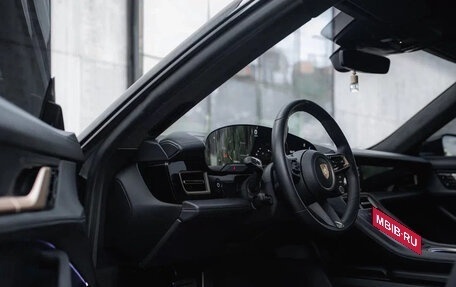 Porsche Taycan I, 2020 год, 7 800 000 рублей, 5 фотография