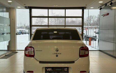 Renault Logan II, 2018 год, 957 000 рублей, 5 фотография