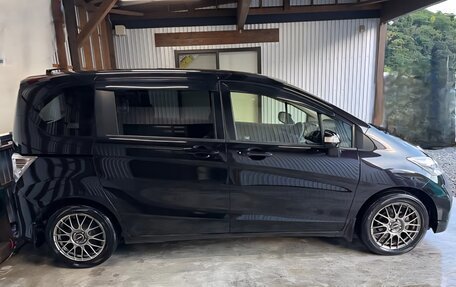 Honda Freed I, 2012 год, 800 000 рублей, 4 фотография