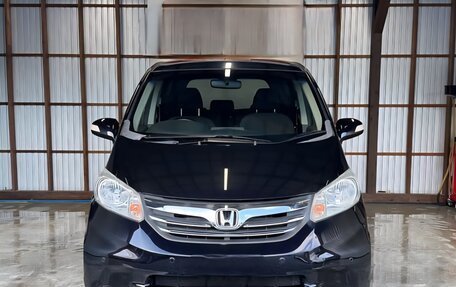 Honda Freed I, 2012 год, 800 000 рублей, 2 фотография