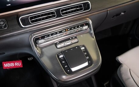 Mercedes-Benz V-Класс, 2024 год, 19 500 000 рублей, 12 фотография
