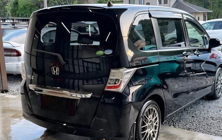 Honda Freed I, 2012 год, 800 000 рублей, 6 фотография