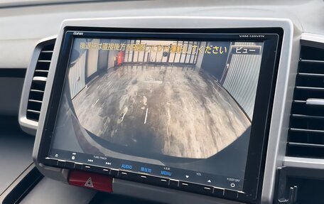 Honda Freed I, 2012 год, 800 000 рублей, 15 фотография