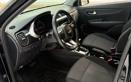 KIA Rio IV, 2021 год, 1 800 000 рублей, 9 фотография