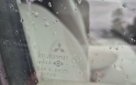 Mitsubishi Colt VI рестайлинг, 2002 год, 385 000 рублей, 20 фотография