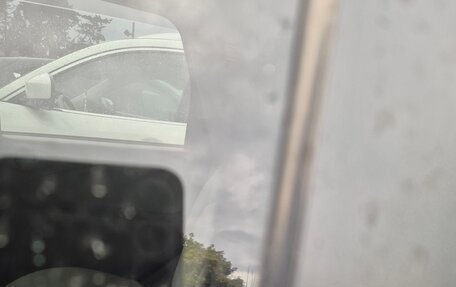 Mitsubishi Colt VI рестайлинг, 2002 год, 385 000 рублей, 23 фотография