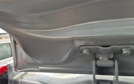 Mitsubishi Colt VI рестайлинг, 2002 год, 385 000 рублей, 32 фотография