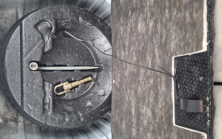 Mitsubishi Colt VI рестайлинг, 2002 год, 385 000 рублей, 31 фотография