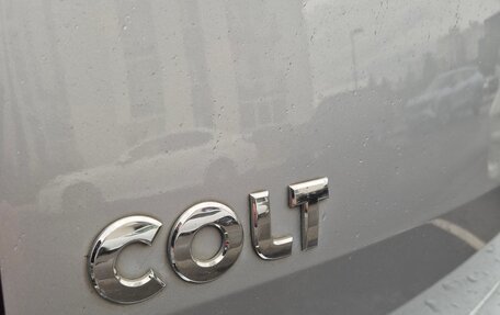 Mitsubishi Colt VI рестайлинг, 2002 год, 385 000 рублей, 38 фотография