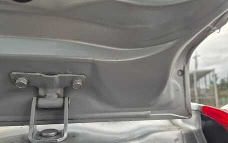 Mitsubishi Colt VI рестайлинг, 2002 год, 385 000 рублей, 33 фотография