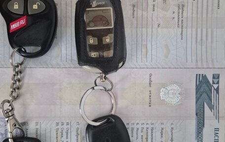 Mitsubishi Colt VI рестайлинг, 2002 год, 385 000 рублей, 39 фотография