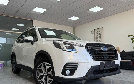 Subaru Forester, 2023 год, 3 660 000 рублей, 3 фотография