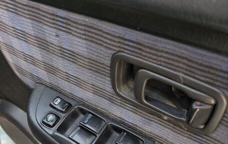 Nissan Cube II, 2000 год, 270 000 рублей, 11 фотография