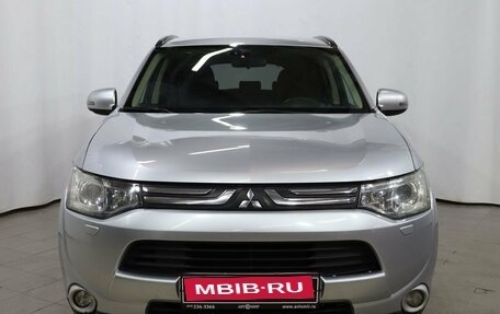 Mitsubishi Outlander III рестайлинг 3, 2012 год, 1 200 000 рублей, 2 фотография