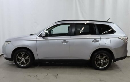 Mitsubishi Outlander III рестайлинг 3, 2012 год, 1 200 000 рублей, 8 фотография