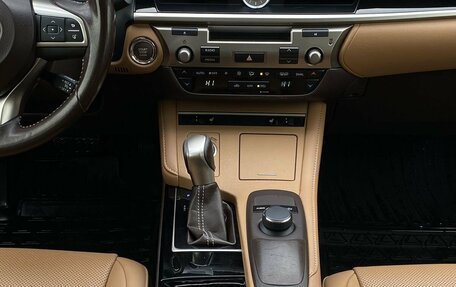 Lexus ES VII, 2016 год, 2 749 000 рублей, 13 фотография