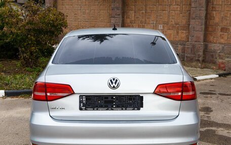 Volkswagen Jetta VI, 2015 год, 810 000 рублей, 5 фотография