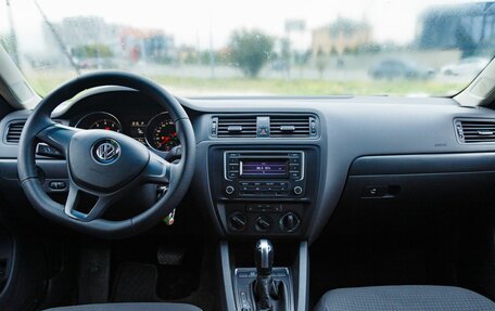 Volkswagen Jetta VI, 2015 год, 810 000 рублей, 13 фотография