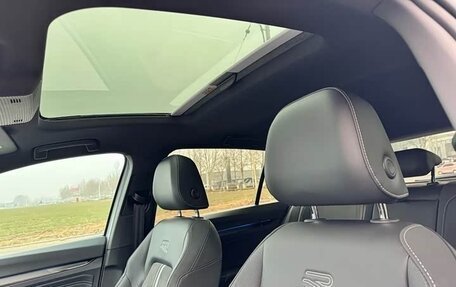 Volkswagen Golf VIII, 2025 год, 2 450 000 рублей, 12 фотография