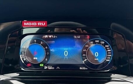 Volkswagen Golf VIII, 2025 год, 2 450 000 рублей, 11 фотография