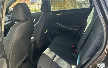 Hyundai Solaris II рестайлинг, 2015 год, 1 020 000 рублей, 5 фотография