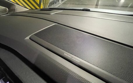 Volkswagen Multivan, 2021 год, 8 300 000 рублей, 13 фотография