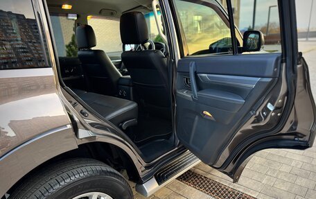 Mitsubishi Pajero IV, 2014 год, 3 250 000 рублей, 13 фотография