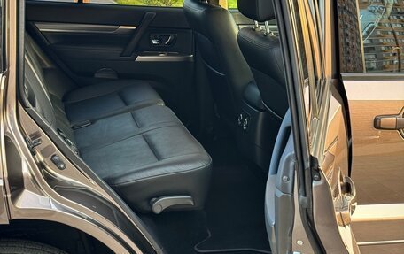 Mitsubishi Pajero IV, 2014 год, 3 250 000 рублей, 18 фотография