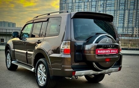 Mitsubishi Pajero IV, 2014 год, 3 250 000 рублей, 28 фотография