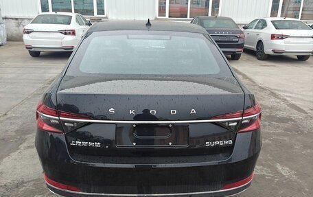 Skoda Superb III рестайлинг, 2025 год, 2 615 000 рублей, 4 фотография