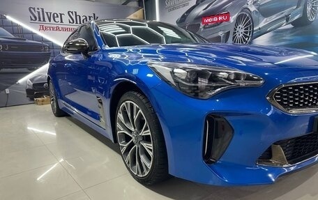 KIA Stinger I, 2018 год, 2 700 000 рублей, 2 фотография