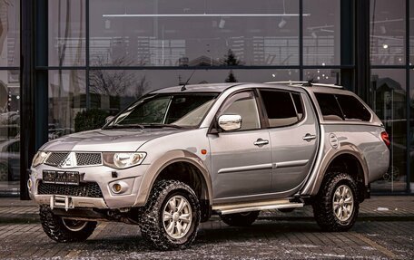 Mitsubishi L200 IV рестайлинг, 2013 год, 1 455 000 рублей, 1 фотография